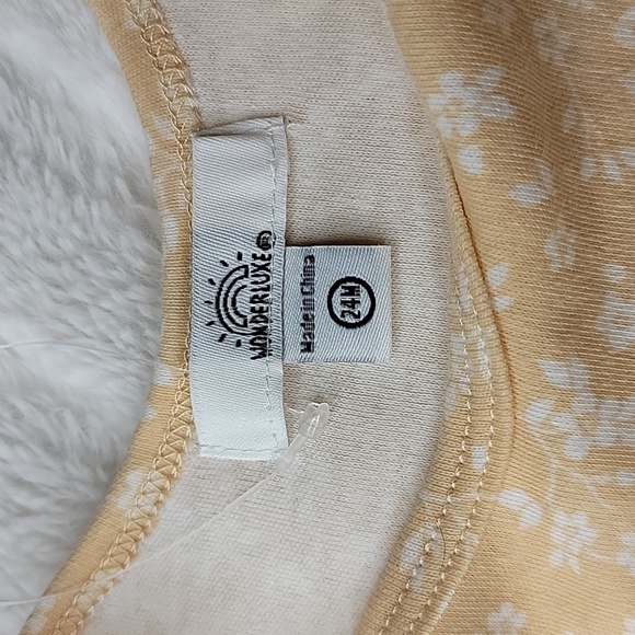 🆕️Wonderluxe Onsies - Picture 4 of 5